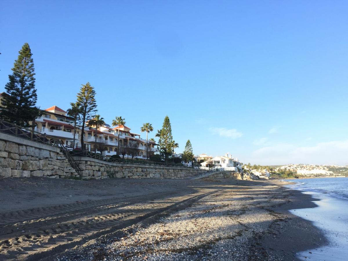 Penthouse On The Beachfront Estepona Exterior foto